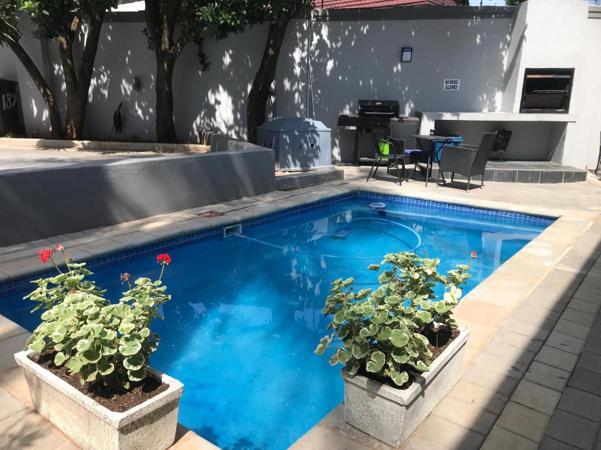 Aluve Guesthouse Johannesburg Buitenkant foto