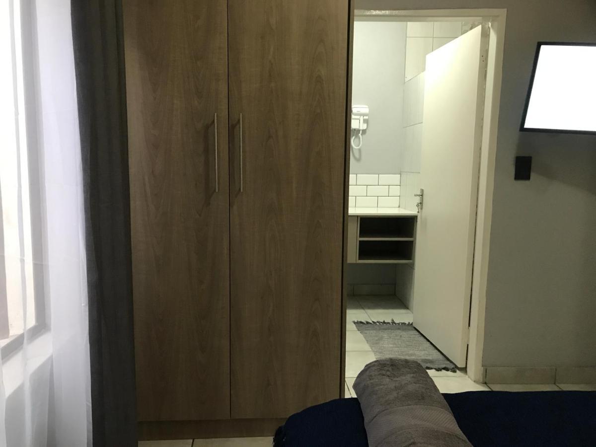Aluve Guesthouse Johannesburg Buitenkant foto